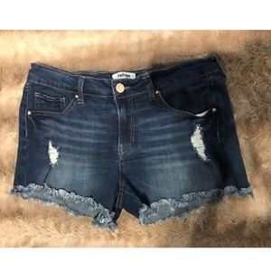 Dark Wash Denim Refuge Cut off woman shorts